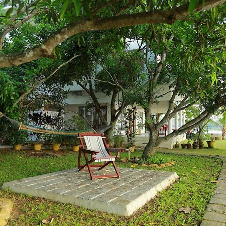 Orchid Lake View Homestay Alappuzha Exterior photo