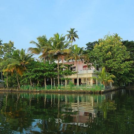 Orchid Lake View Homestay Alappuzha Exterior photo