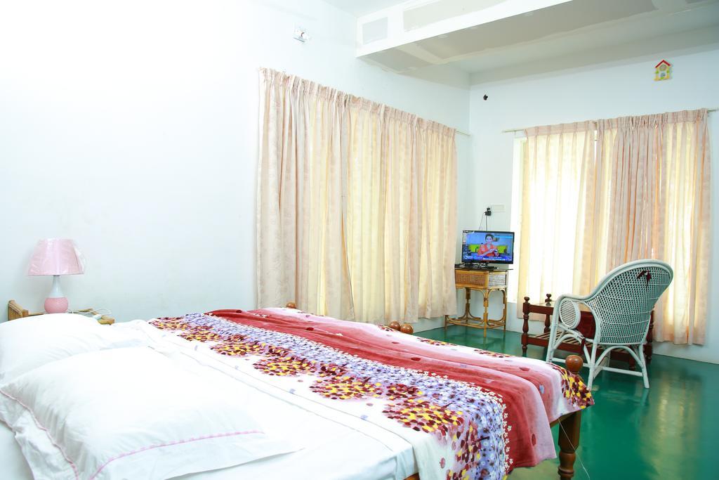 Orchid Lake View Homestay Alappuzha Exterior photo