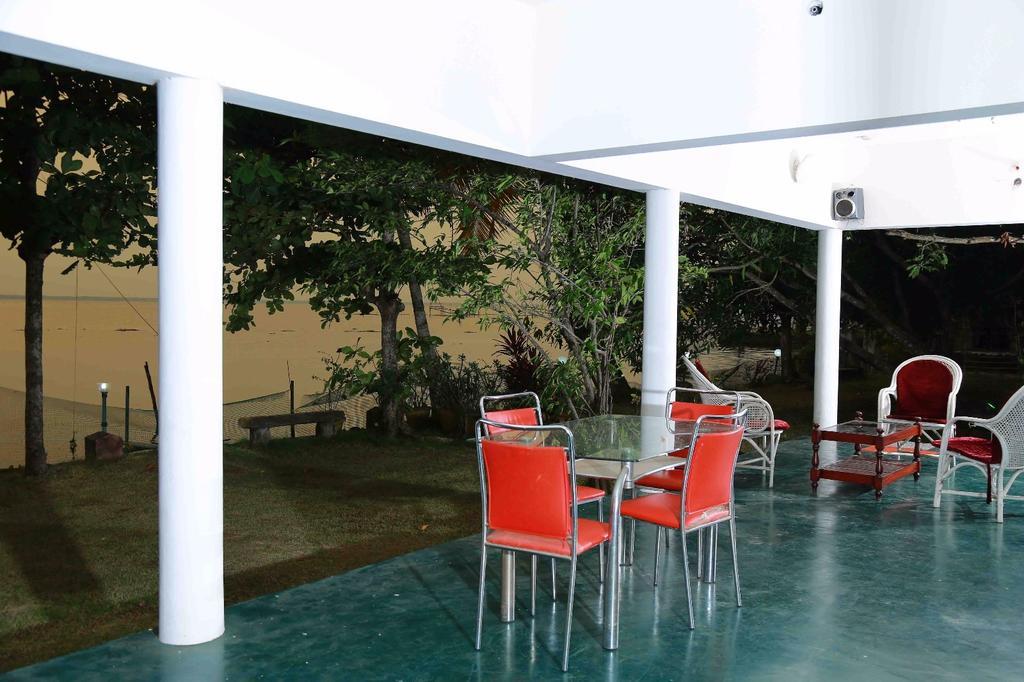 Orchid Lake View Homestay Alappuzha Exterior photo