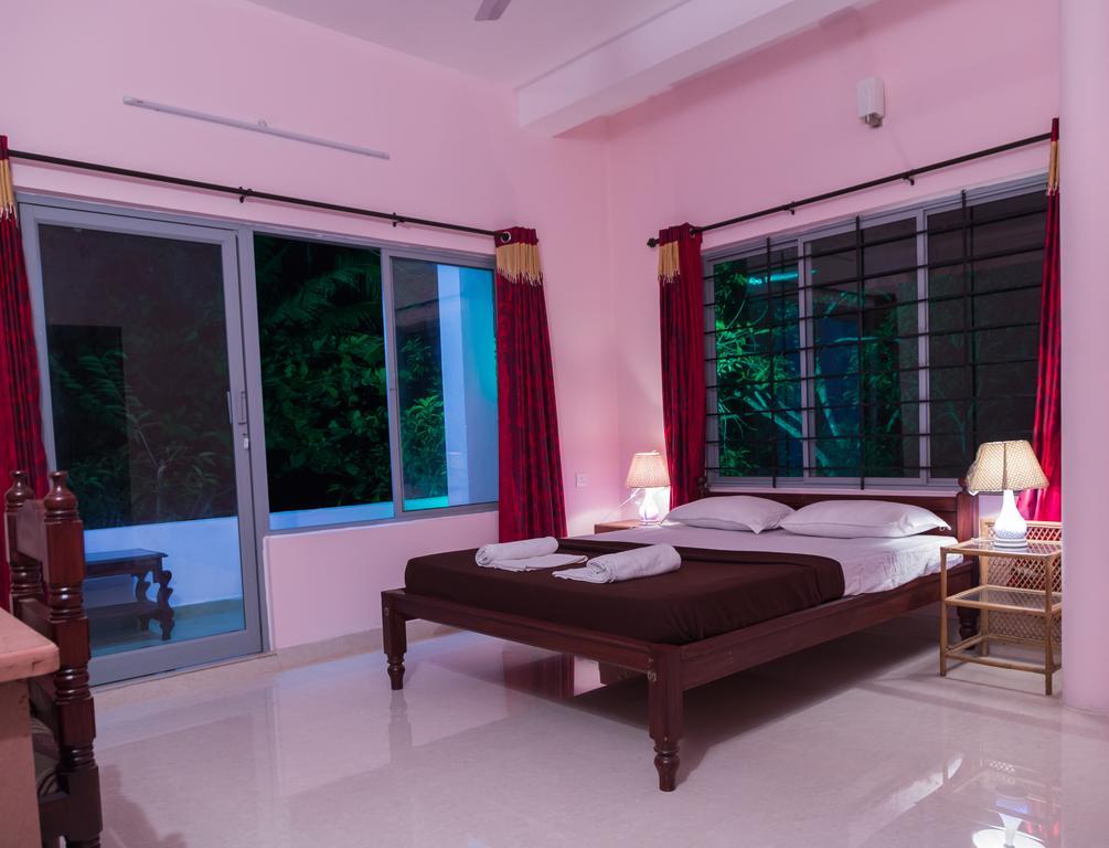 Orchid Lake View Homestay Alappuzha Exterior photo