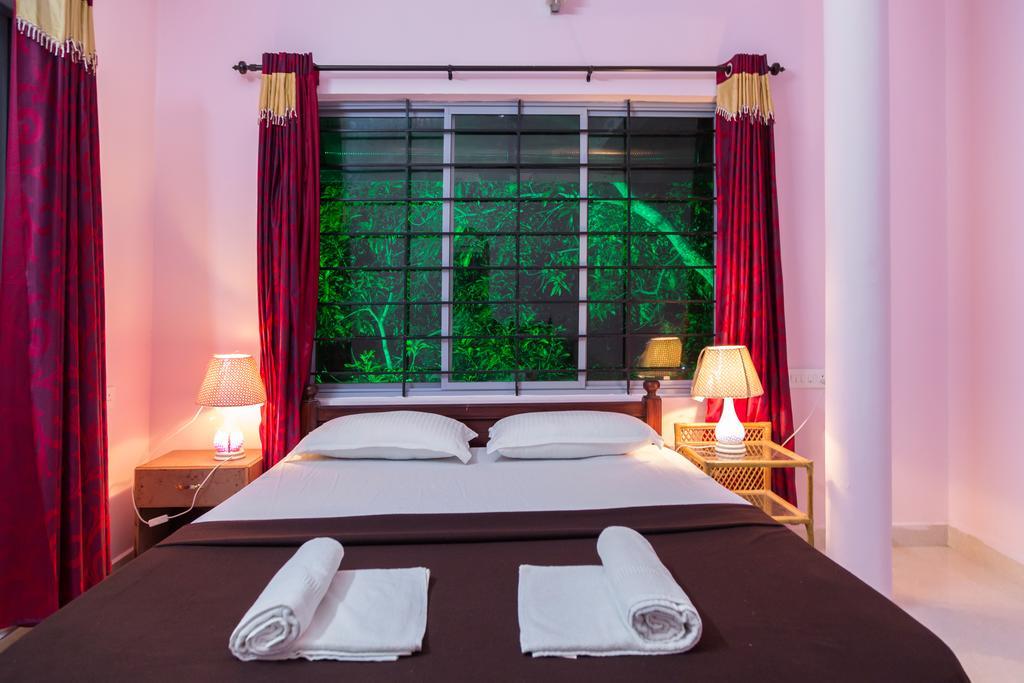Orchid Lake View Homestay Alappuzha Exterior photo