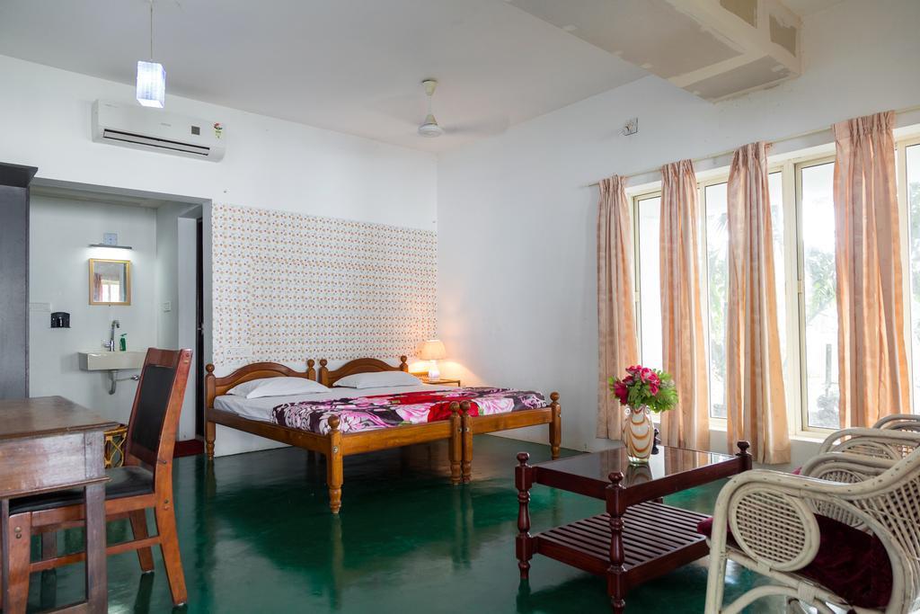 Orchid Lake View Homestay Alappuzha Exterior photo