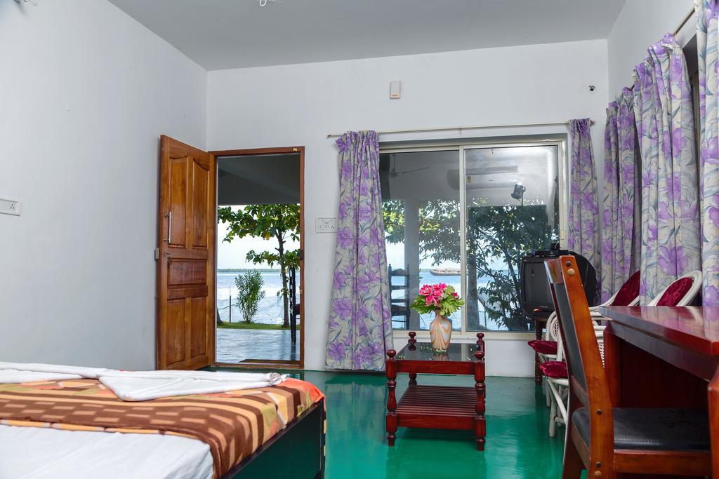 Orchid Lake View Homestay Alappuzha Exterior photo